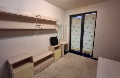 Location d’un appartement élégant de 3 pièces, 95 m², centre-ville, Varna, Bulgarie